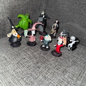 set of 9 Nightmare Before Christmas figurines